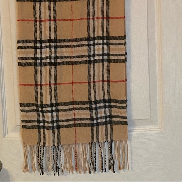 Unisex NWOT Unused Designer Inspired Plaid Scarf - Picture 4 of 11